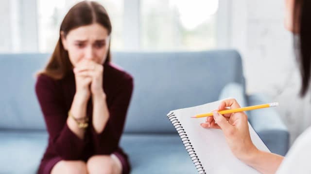 Praca po studiach psychologicznych: jakie masz możliwości kariery?