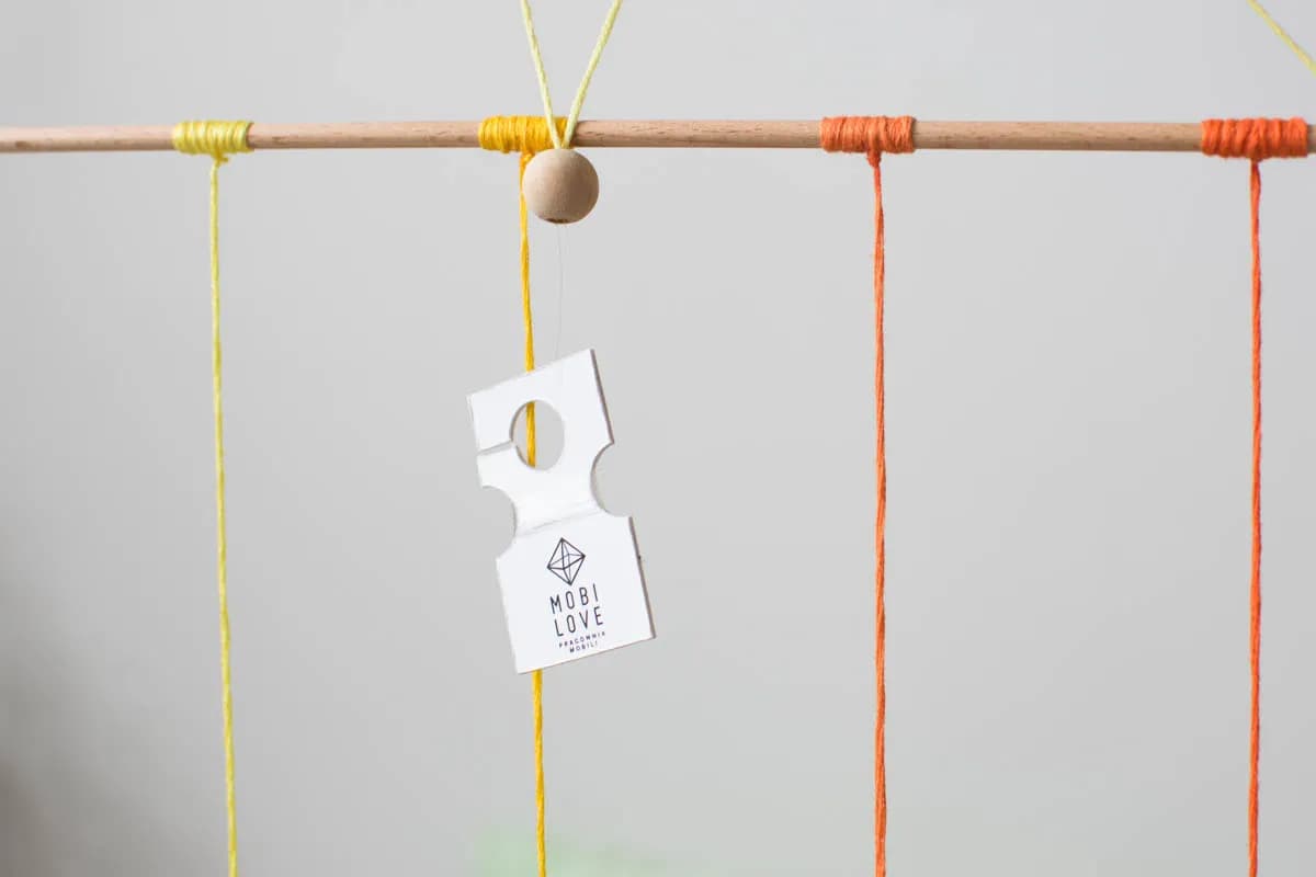 Jak zrobić stojak edukacyjny: proste kroki do stworzenia baby gymu