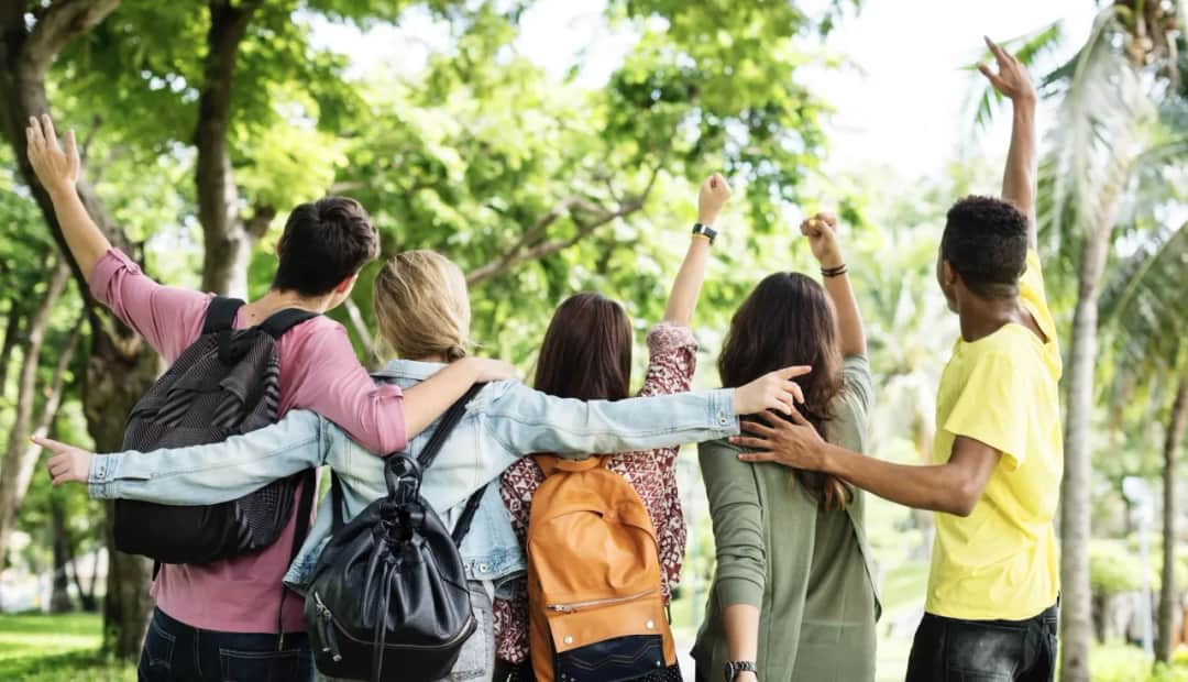Polskie platformy rozrywkowe online jako symbol zwycięstwa wśród młodzieży